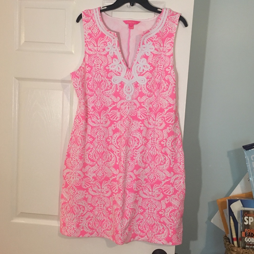 Lily Pulitzer dress! NWT Size L ! Make an offer